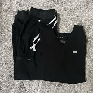 Black FIGS scrub set